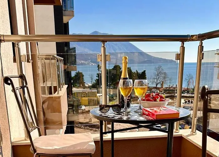 Karina Apartment